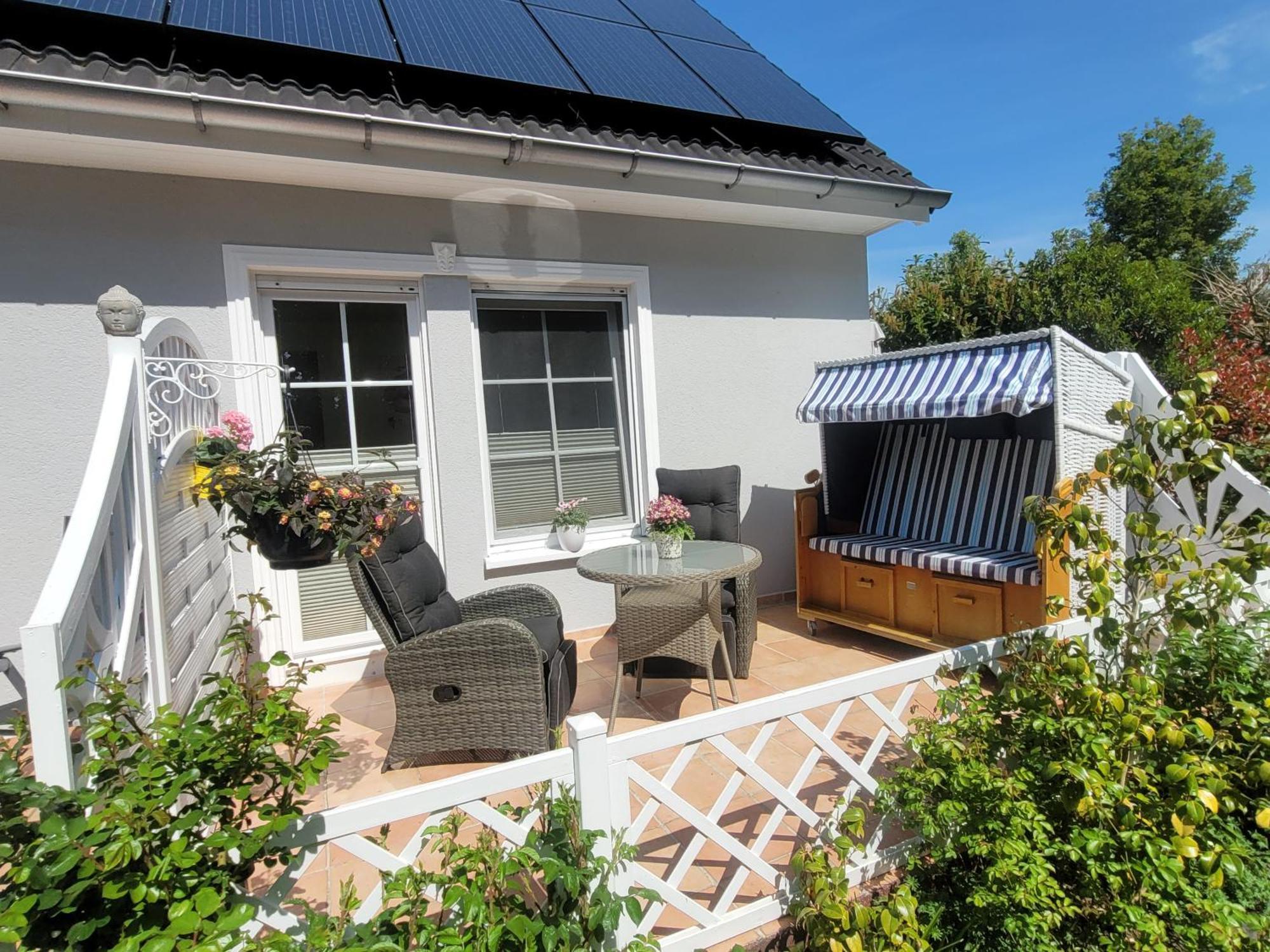 Ferienwohnung Lilly & Fine Ostseeheilbad Ostseeheilbad Zingst Exterior foto